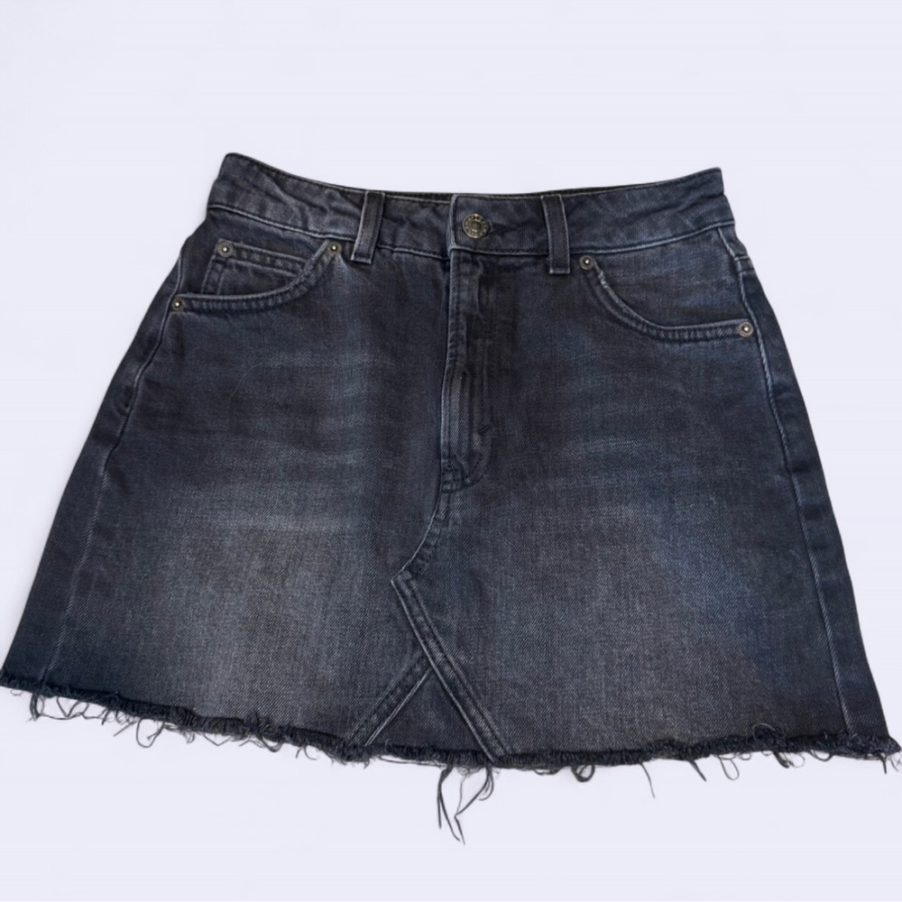 Topshop Gray of faded black Denim miniskirt distressed hemline size 0
